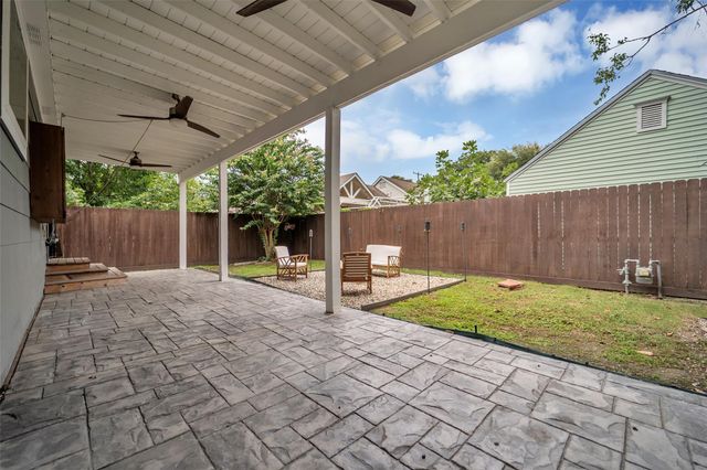 903 English Street, Houston, TX 77009