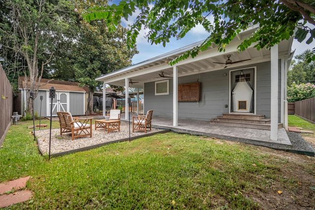 903 English Street, Houston, TX 77009