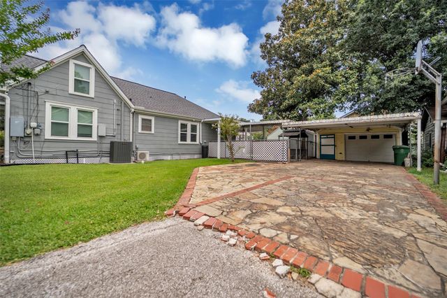 903 English Street, Houston, TX 77009