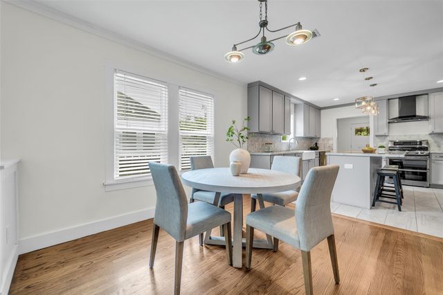 903 English Street, Houston, TX 77009