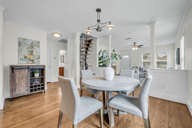 903 English Street, Houston, TX 77009