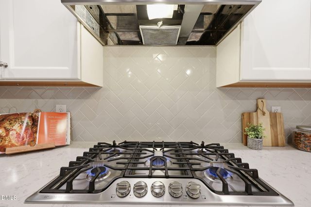 2625 Derby Glen Way, Wake Forest, NC 27587