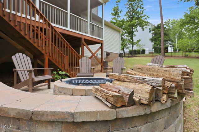 2625 Derby Glen Way, Wake Forest, NC 27587
