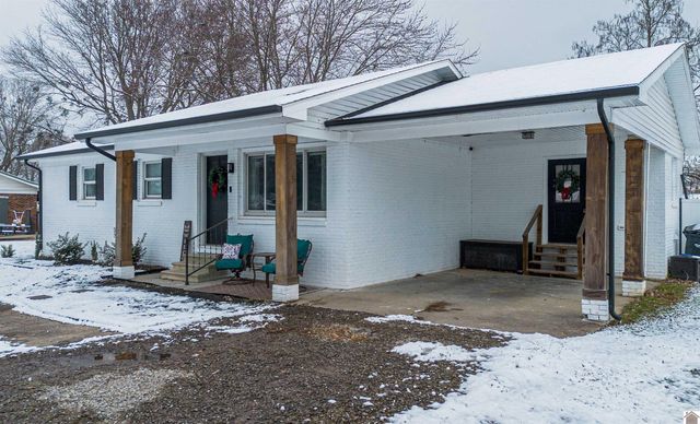 423 Mary Dr., Ledbetter, KY 42058