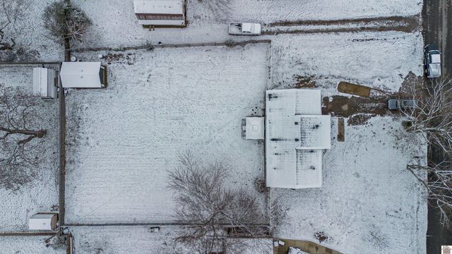 423 Mary Dr., Ledbetter, KY 42058