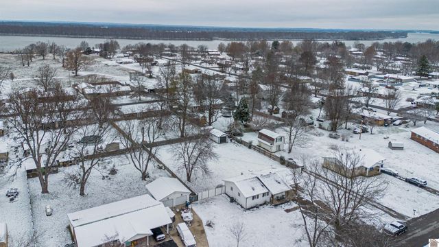 423 Mary Dr., Ledbetter, KY 42058