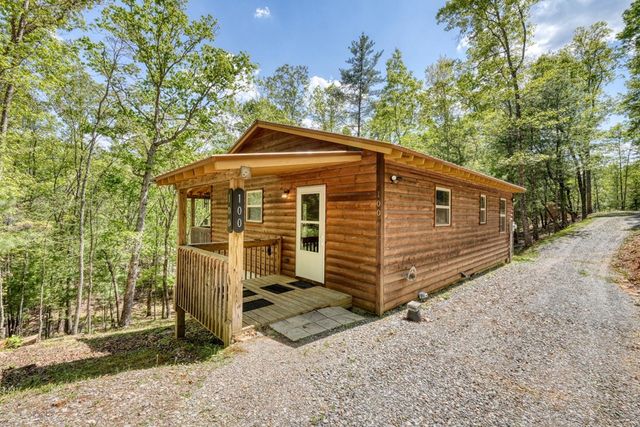 100 Fern Cove Lane, Murphy, NC 28906