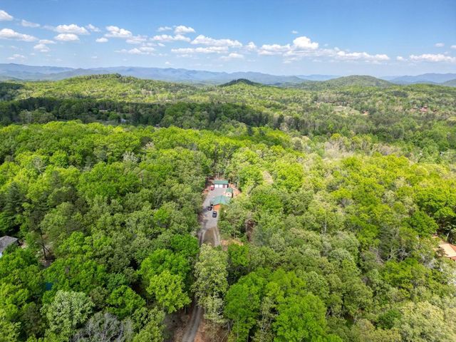 100 Fern Cove Lane, Murphy, NC 28906
