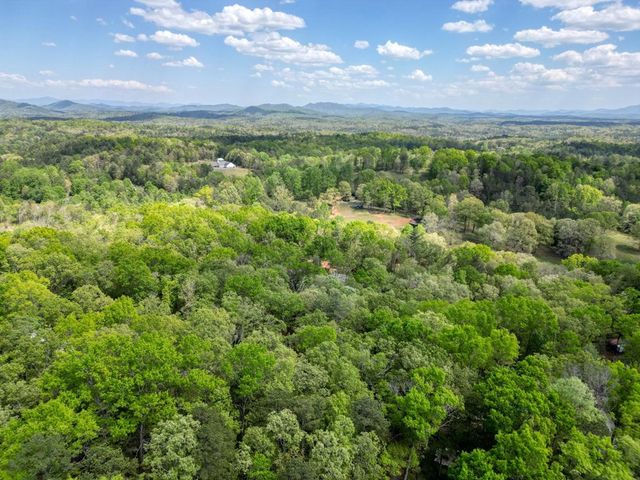 100 Fern Cove Lane, Murphy, NC 28906