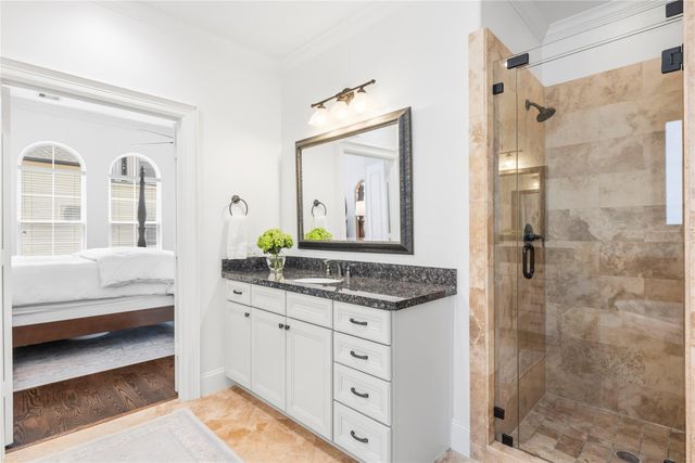 1537 Haddon Street, Houston, TX 77006