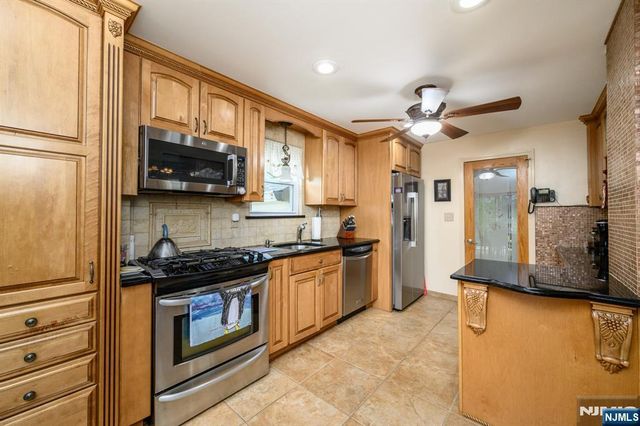 147 Claremont Avenue, Verona, NJ 07044