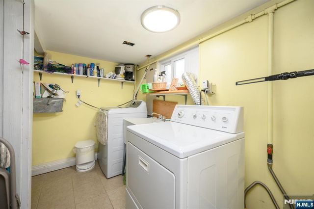147 Claremont Avenue, Verona, NJ 07044