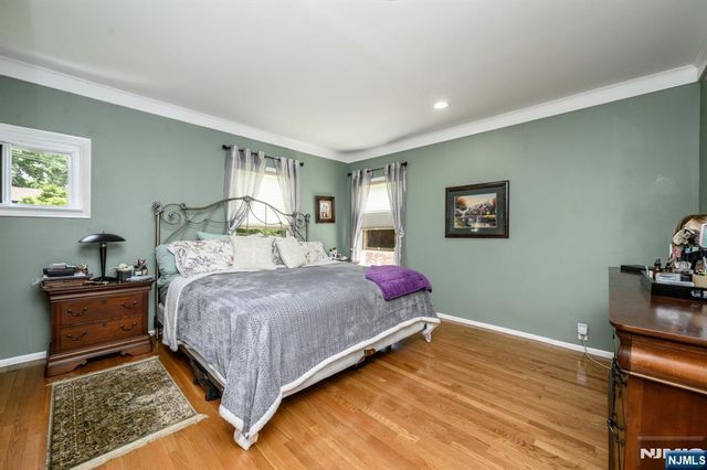 147 Claremont Avenue, Verona, NJ 07044