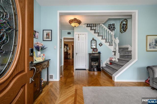 147 Claremont Avenue, Verona, NJ 07044