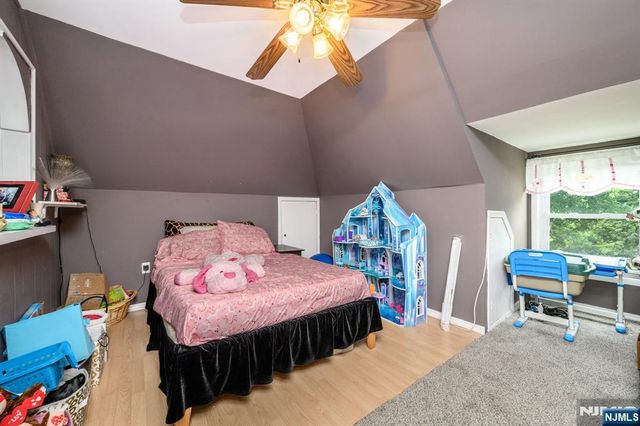 147 Claremont Avenue, Verona, NJ 07044