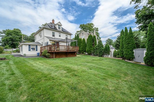 147 Claremont Avenue, Verona, NJ 07044