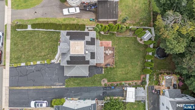 147 Claremont Avenue, Verona, NJ 07044