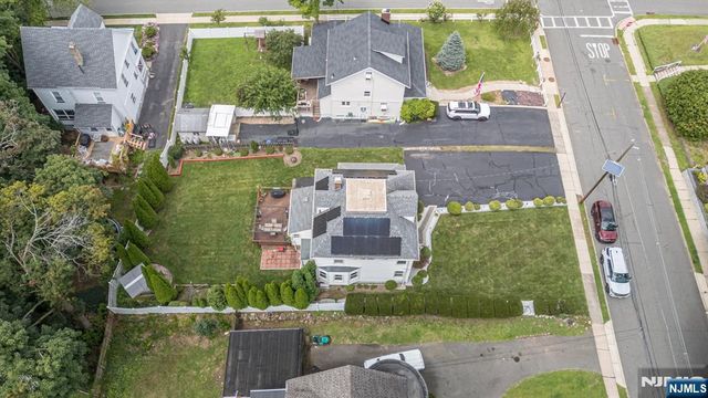 147 Claremont Avenue, Verona, NJ 07044
