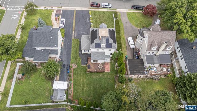 147 Claremont Avenue, Verona, NJ 07044