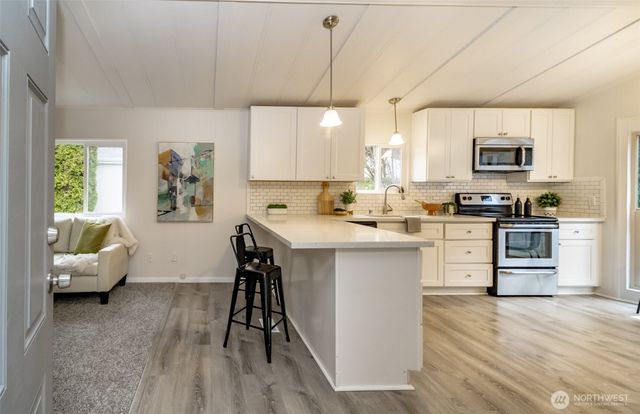 8335 Abelia Court SE, Yelm, WA 98597