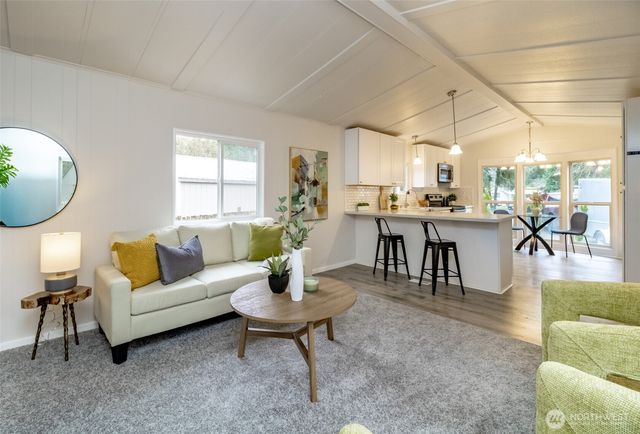 8335 Abelia Court SE, Yelm, WA 98597