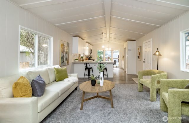 8335 Abelia Court SE, Yelm, WA 98597