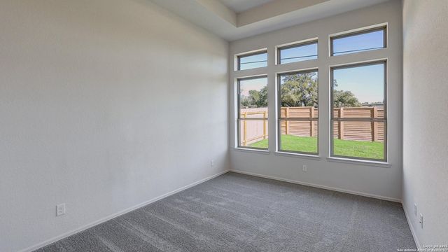 1556 Alsatian Avenue, San Antonio, TX 78253