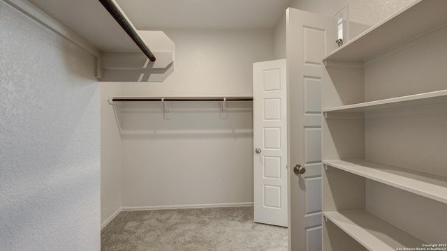 1556 Alsatian Avenue, San Antonio, TX 78253