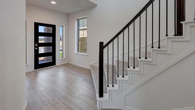 1556 Alsatian Avenue, San Antonio, TX 78253