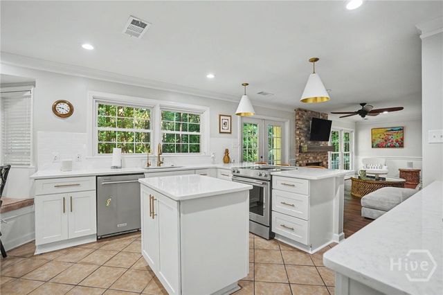 1 Holemark Lane, Savannah, GA 31411