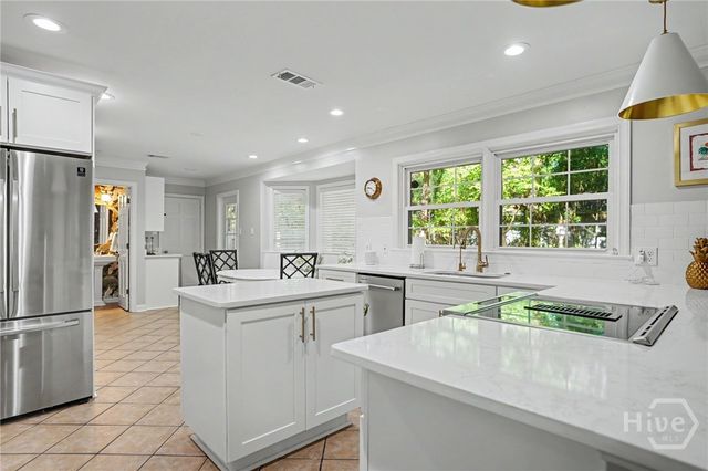 1 Holemark Lane, Savannah, GA 31411