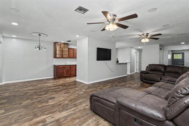 20250 SW 93 LANE ROAD, Dunnellon, FL 34431