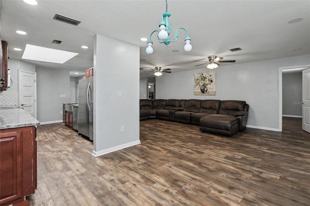 20250 SW 93 LANE ROAD, Dunnellon, FL 34431