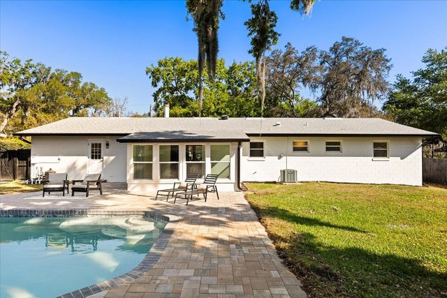 310 E GULLEY AVENUE, Oakland, FL 34760