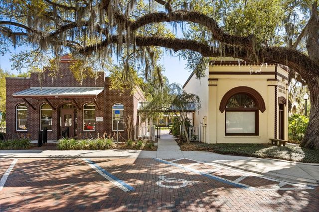 310 E GULLEY AVENUE, Oakland, FL 34760