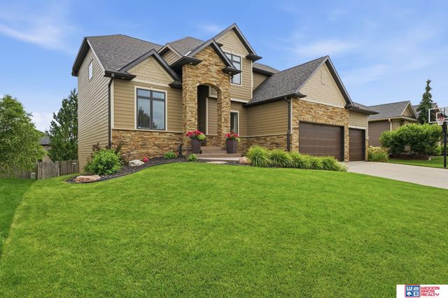 2901 Hoy Street, Lincoln, NE 68516