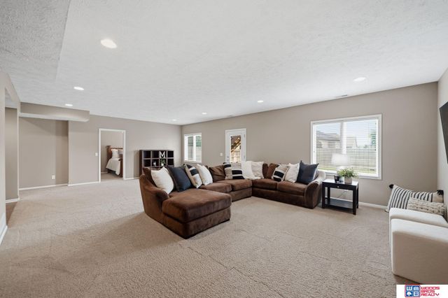 2901 Hoy Street, Lincoln, NE 68516