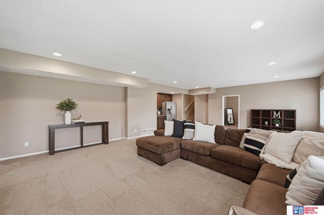 2901 Hoy Street, Lincoln, NE 68516