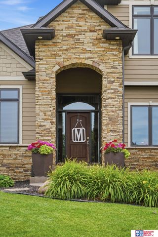 2901 Hoy Street, Lincoln, NE 68516
