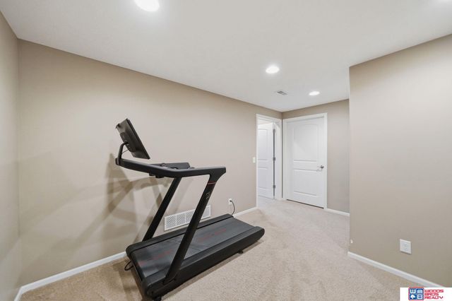 2901 Hoy Street, Lincoln, NE 68516