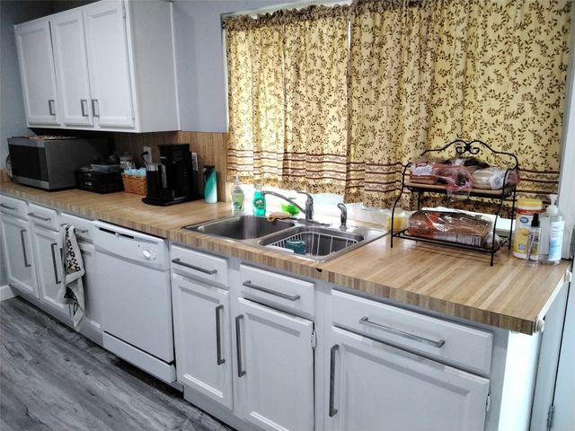 5036 Arbor Glen Road, The Colony, TX 75056