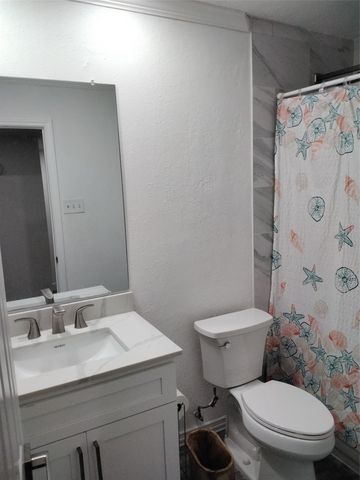 5036 Arbor Glen Road, The Colony, TX 75056