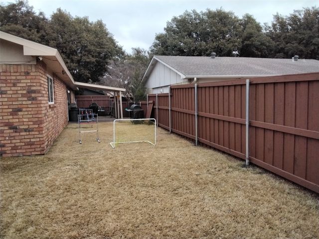 5036 Arbor Glen Road, The Colony, TX 75056