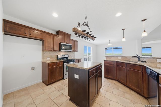 12897 La Vernia Rd, St Hedwig, TX 78152