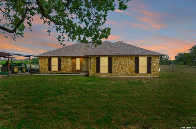 12897 La Vernia Rd, St Hedwig, TX 78152