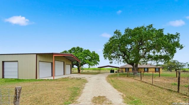 12897 La Vernia Rd, St Hedwig, TX 78152
