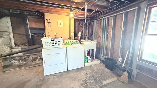 391 Commercial St, Braintree, MA 02184