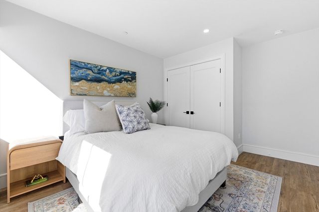 1000 Washington St 205, Dedham, MA 02026