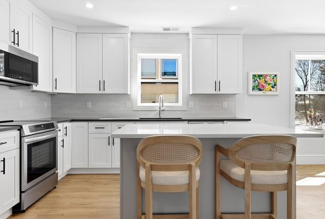 1000 Washington St 205, Dedham, MA 02026