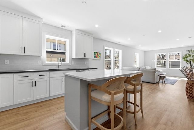 1000 Washington St 205, Dedham, MA 02026